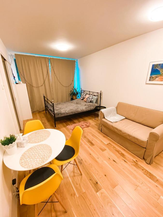 Lovely Studio Apartment, Free Parking 1,55 Hight Prague Exterior photo